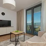 Jantaris Seaview By Renters 4* ميلنو