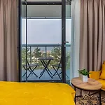 Jantaris Seaview By Renters Apart-hotel 4*