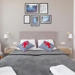 Jantaris Seaview By Renters ميلنو