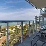 Jantaris Seaview By Renters 4*