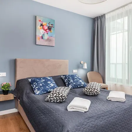 Aparthotel Jantaris Seaview By Renters 4*