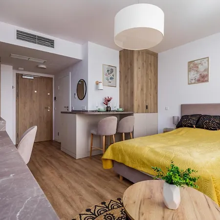 Jantaris Seaview By Renters 3*