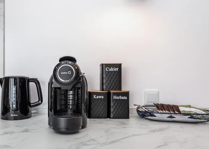 Jantaris Seaview By Renters 아파트호텔 미엘노