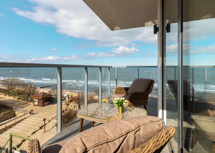 Jantaris Seaview By Renters 아파트호텔 미엘노